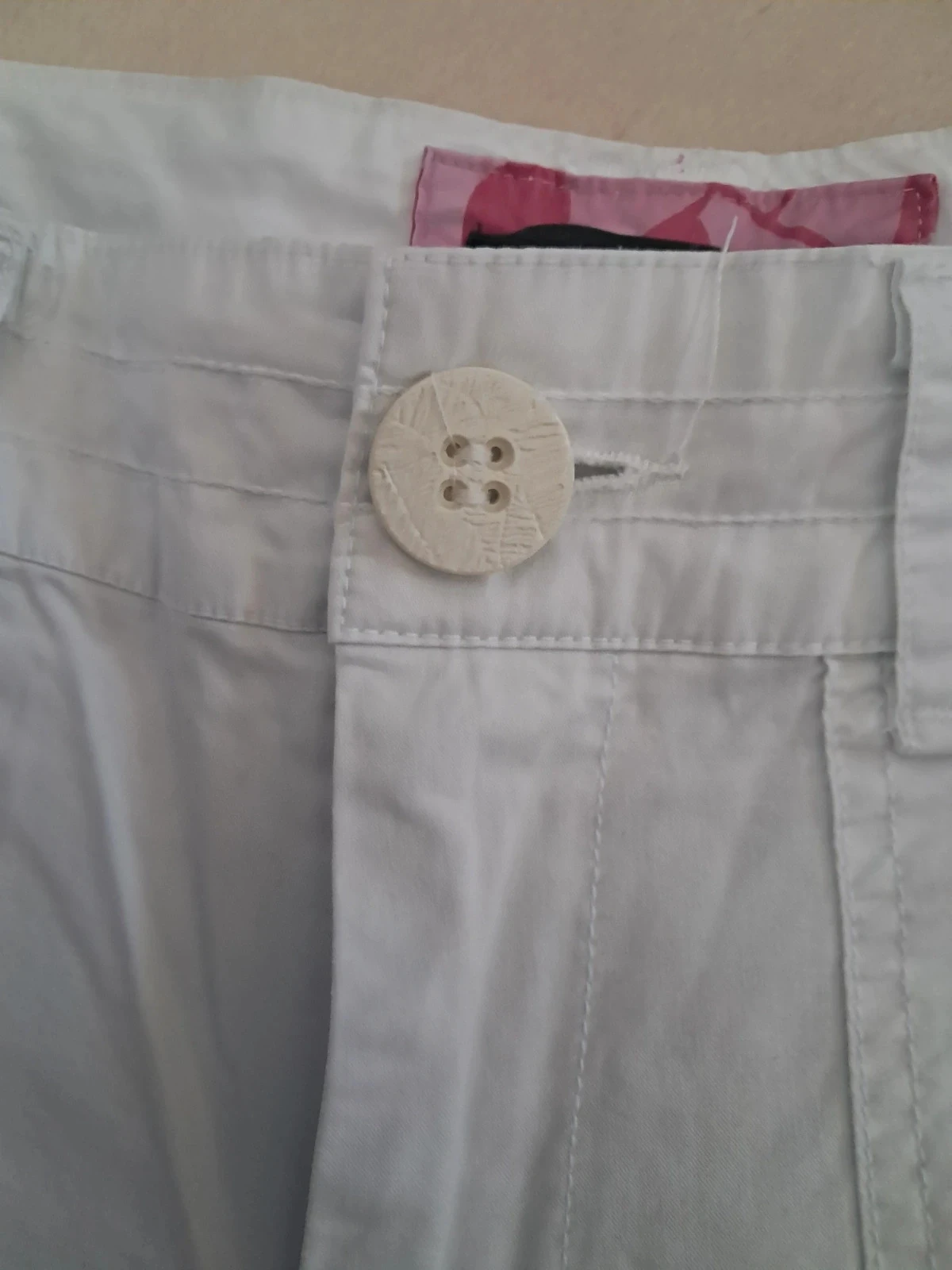 Short blanc style cargo Vero Moda taille 40 – photo 3